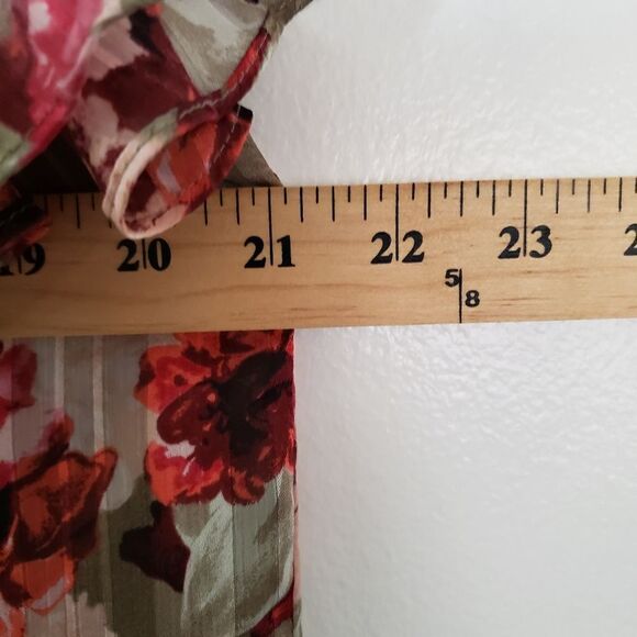 Banana Republic Floral Pleated Flowy Spring Blouse Size S - Picture 4 of 6